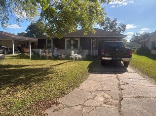 1100 Nottingham Dr, Angleton, TX 77515