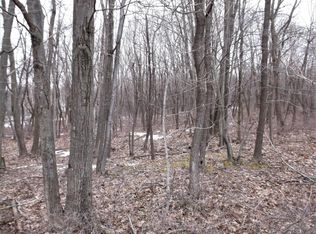 861 Sycamore Ln, Long Pond, PA 18334