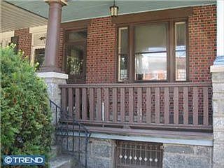 3rd image of 4632 Oakland St