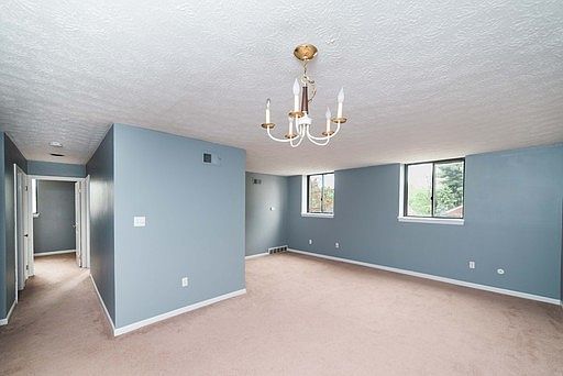 2nd image of 633 Orchard Ave APT 15