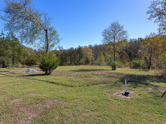 3rd image of 302 Cedar Hollow Ct Lot 9