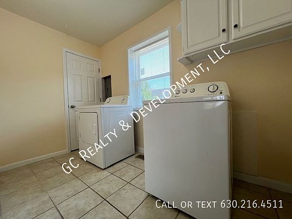 5th image of 1085 Basswood St