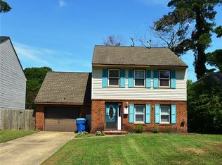 1533 Hummingbird Ln, Virginia Beach, VA 23454
