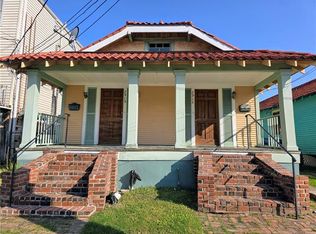 2915 Carondelet St, New Orleans, LA 70115