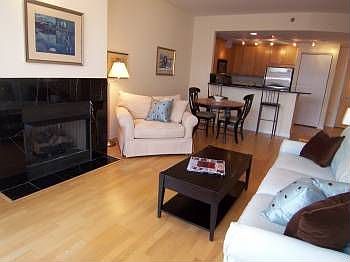 5th image of 600 W Drummond Pl APT 518