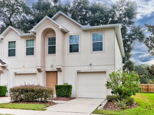 4441 Ashburn Square Dr, Tampa, FL 33610
