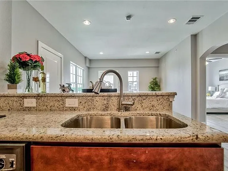13601 Pinnacle Cir W — Photo 16