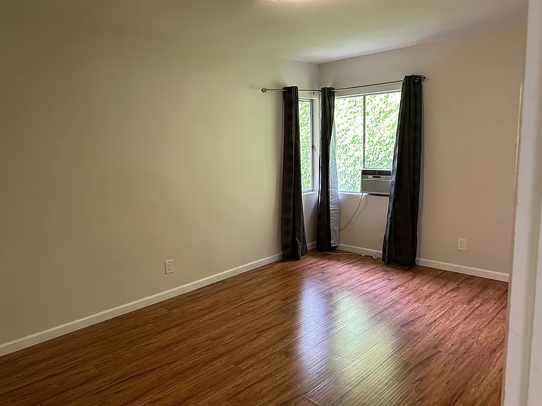 1765 Selby Ave #4 — Photo 24