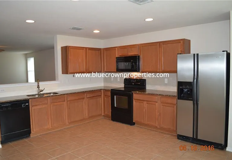 13049 Galaxy Dr — Photo 7