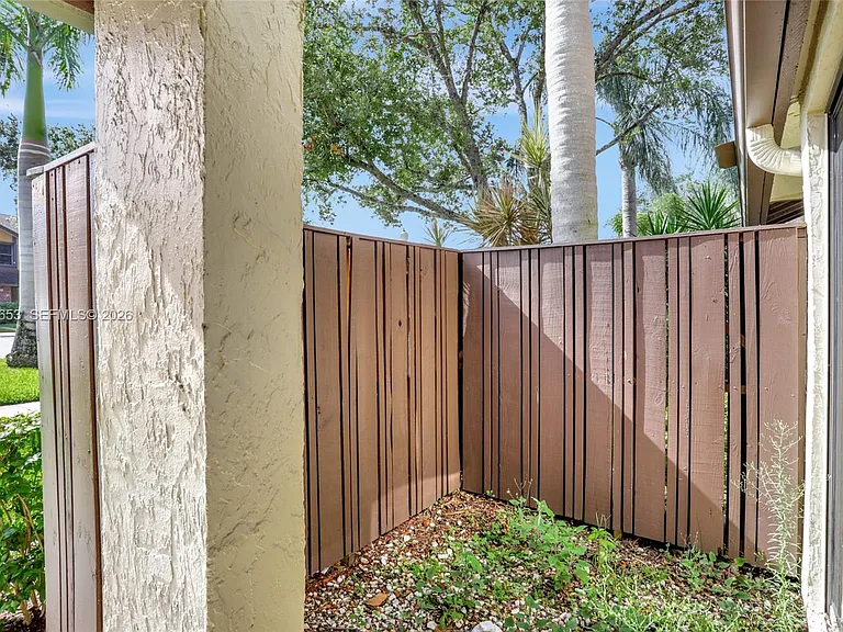 4615 Carambola Cir S #27232 — Photo 31