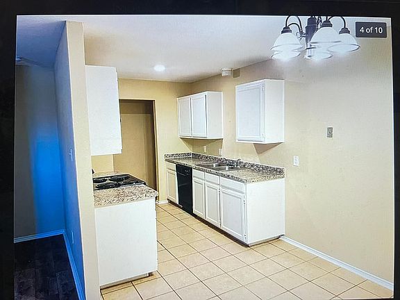 4th image of 7705 Jennifer Ln