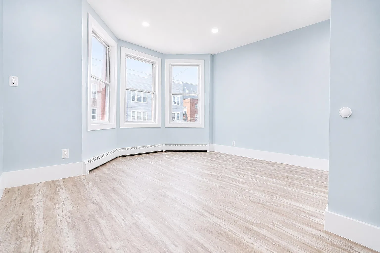 3 bed, 2.0 bath, $2,775 — Photo 2