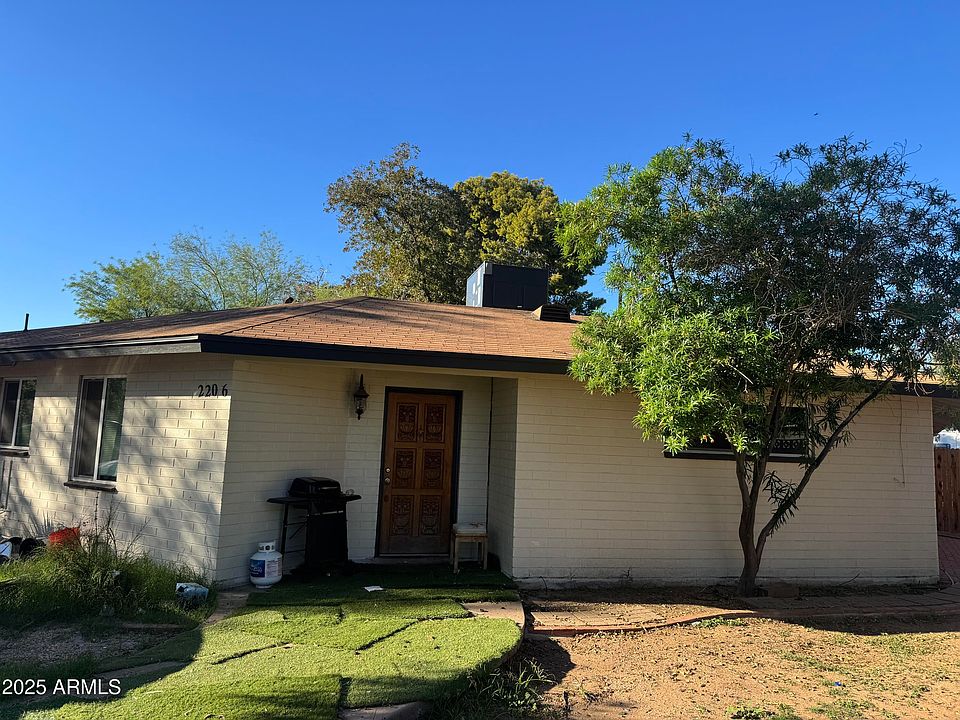 1st image of 2206 W VISTA Avenue