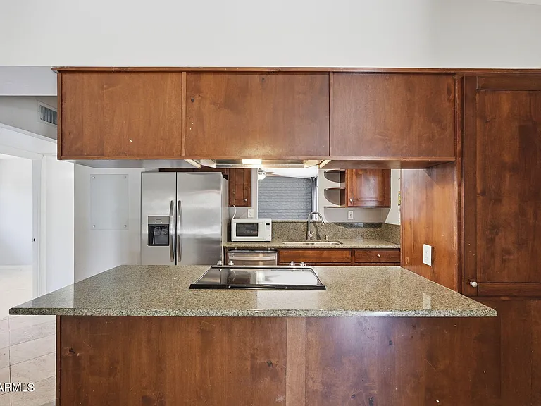 1609 E Gaylon Dr — Photo 11