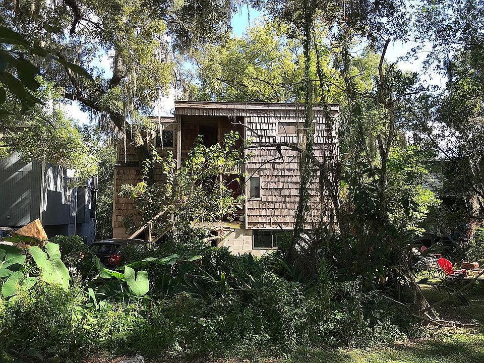 Cedar Exterior