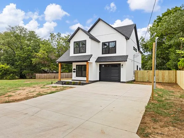 1000 W 3rd Pl, Russellville, AR 72801