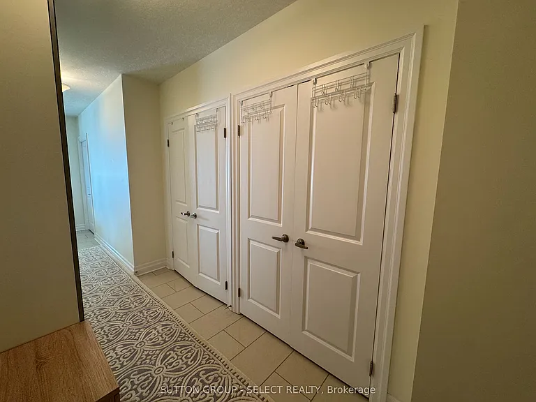 240 Villagewalk Blvd #610 — Photo 34