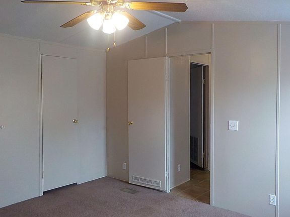 4th image of 83 Misty Ln
