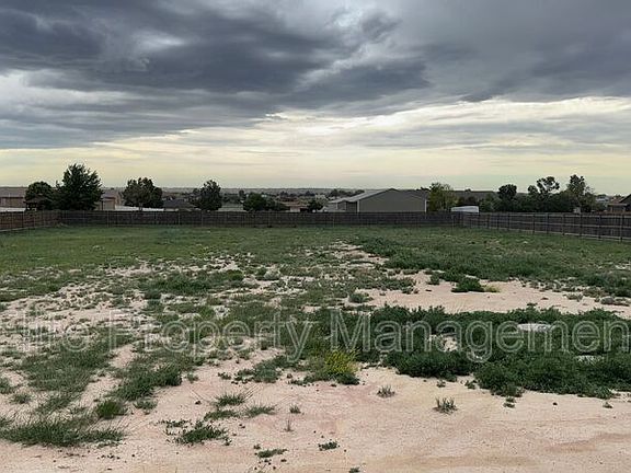3rd image of 1150 S Los Charros Dr