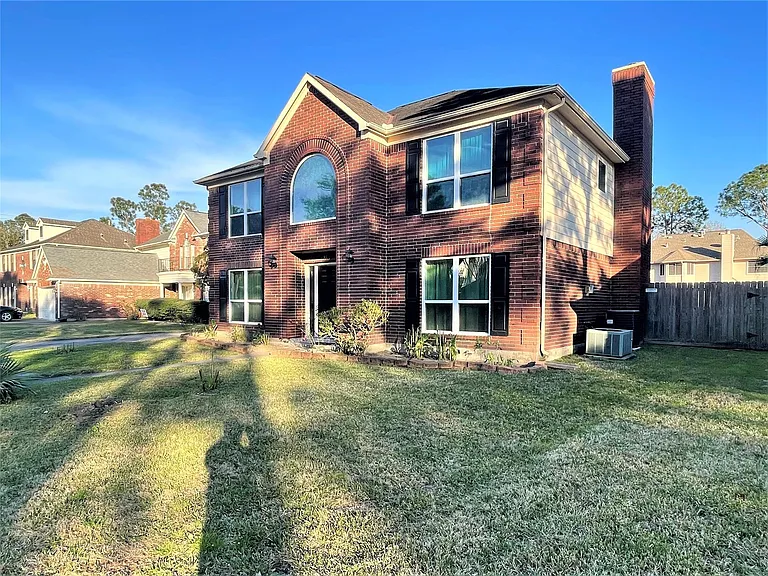 834 Island Meadow Ct — Photo 2