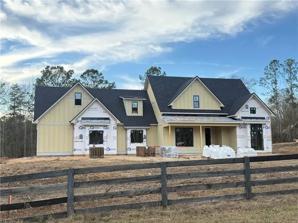 236 Lee Road 644, Smiths Station, AL 36877