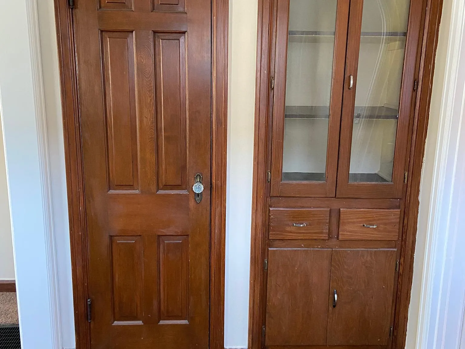 1 bed, 550 sqft, $1,050 — Photo 3
