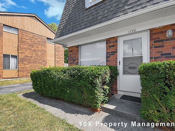 3rd image of 1190-1196 McCarley Dr E