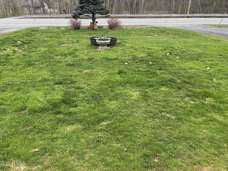 3rd image of 252 Nys Rt 32