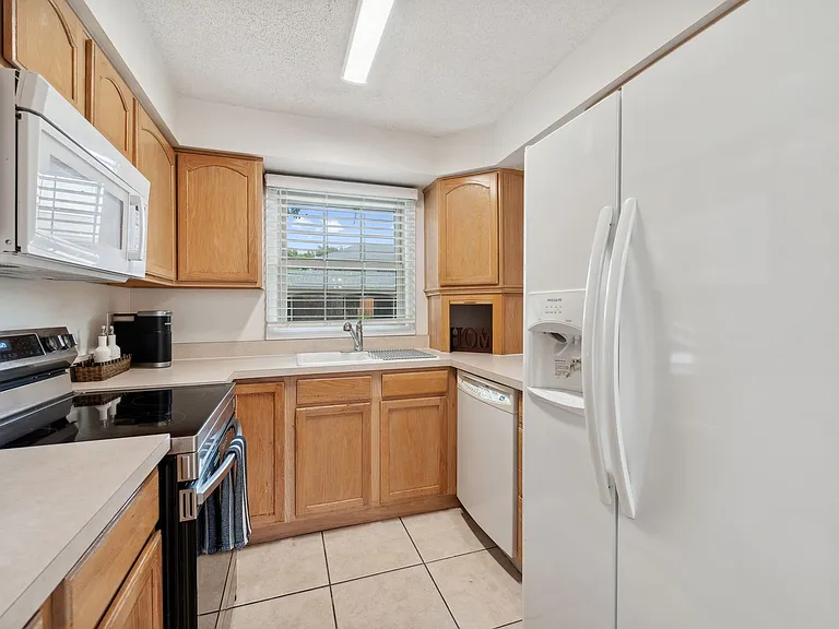 316 Georgetown Dr — Photo 8