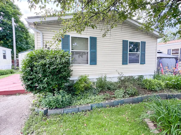 26 Maple St, Minooka, IL 60447