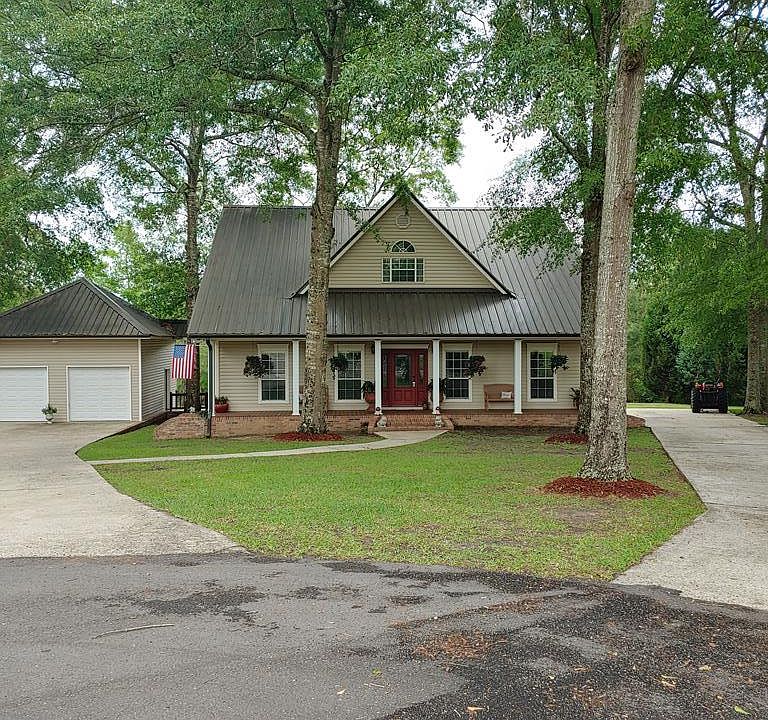 1st image of 19 Red Oak Ln