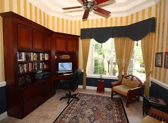 5th image of 1801 Lake Roberts Ct