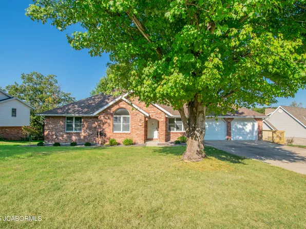 1516 Wilmor Dr, Jefferson City, MO 65101