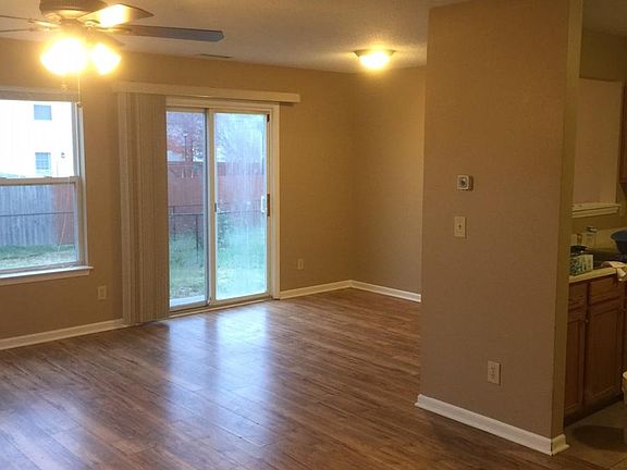 4th image of 1144 Crescent Dr