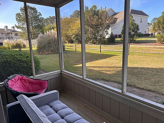 3rd image of 4278 Pinehurst Cir Unit W2