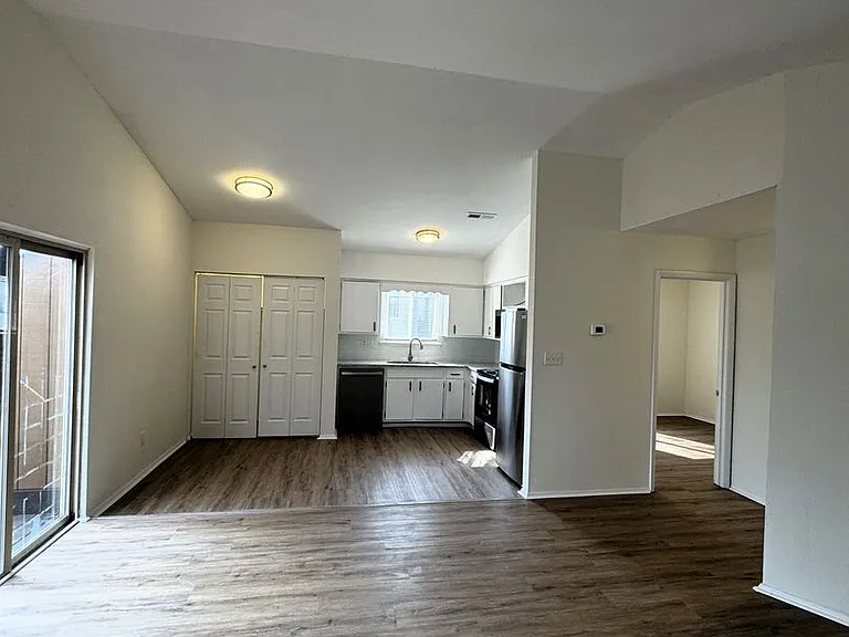 4112 17th St SW — Photo 13