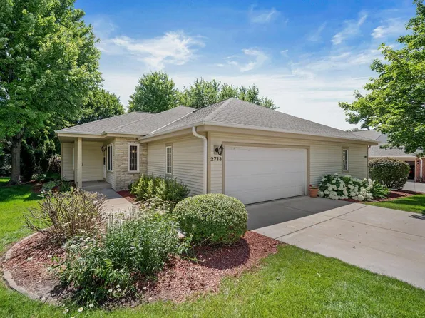 2713 Sandra LANE, Waukesha, WI 53188