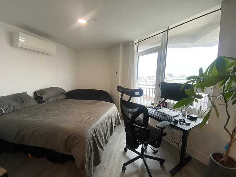 1399 Myrtle Ave #5A — Photo 2