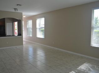 128 Williams Ct, Palm Springs, FL 33461