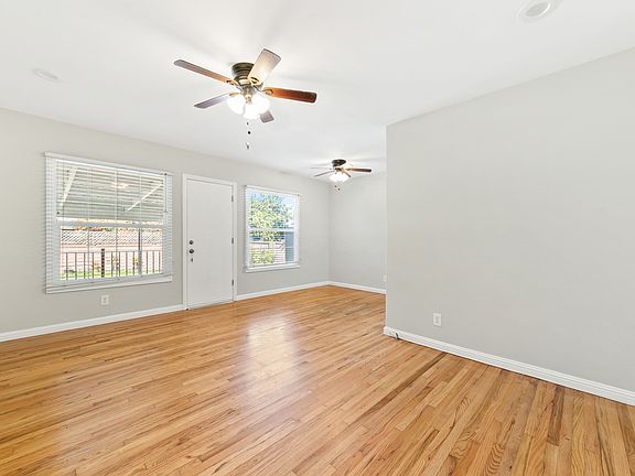 5th image of 1217 W 187th Pl