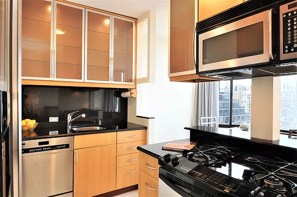 Rented by Corcoran | media 10