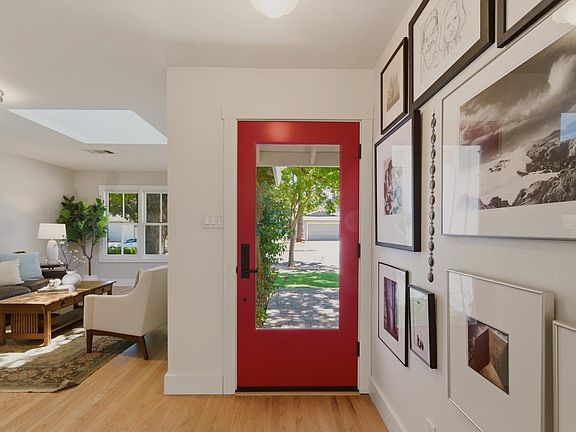 4th image of 2512 MacGregor Court