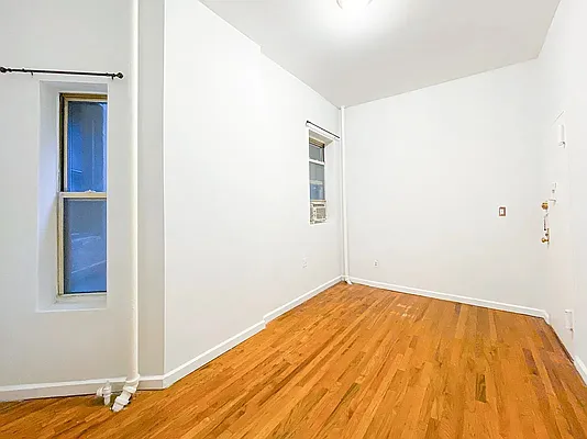 Rented by Blackwater Associates Inc. | media 28