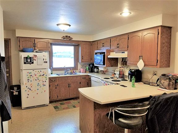 5th image of 2353 Meadow Green Dr