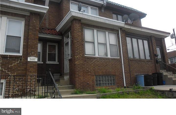 1st image of 5403 Oakland St Floor 2