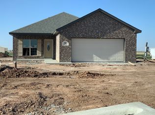 9995 Mossberg St, Canyon, TX 79015