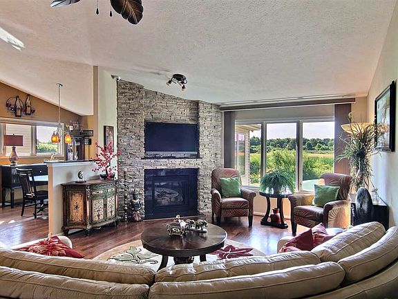 4th image of 639 Trent Ln