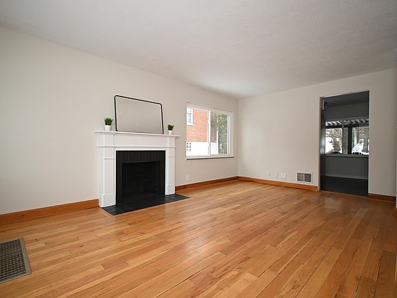 4th image of 404 McAlpin Ave