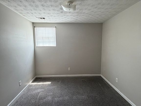 4th image of 1744 Bob White Ln SE