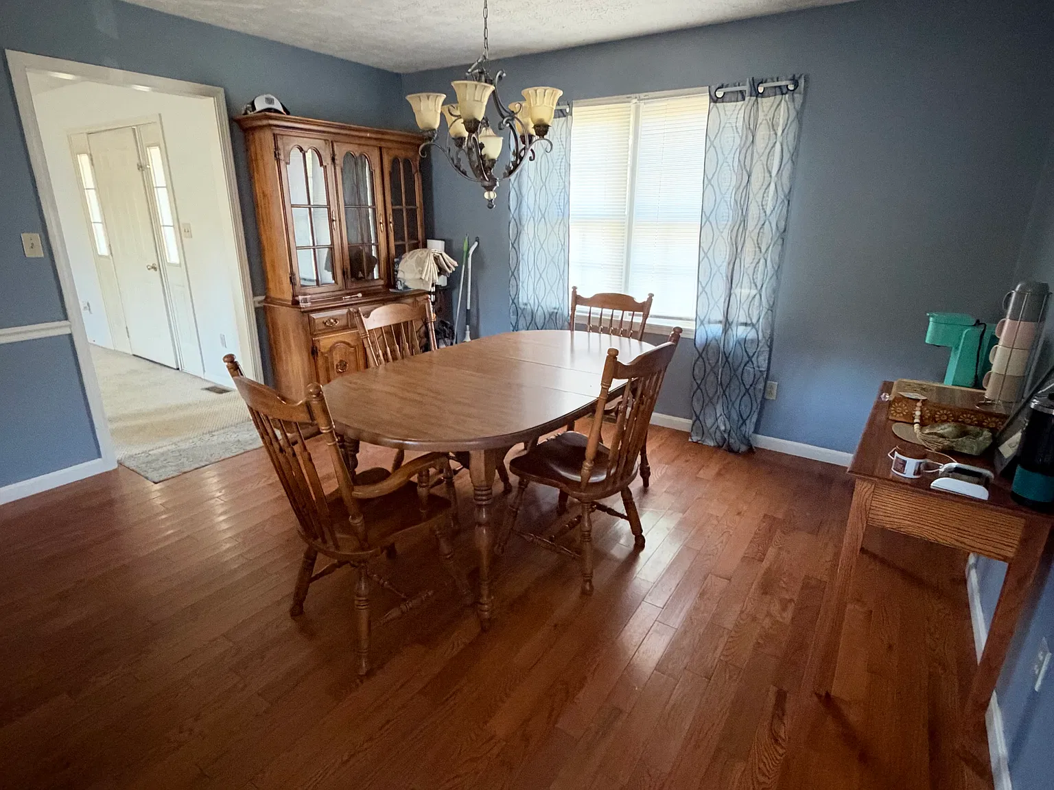 3 bed, 1154 sqft, $1,300 — Photo 4